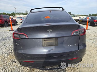 Zdjęcie 6 z 13 samochodu: 2023 TESLA MODEL Y VIN:7SAYGAEE5PF842615 - miniatura