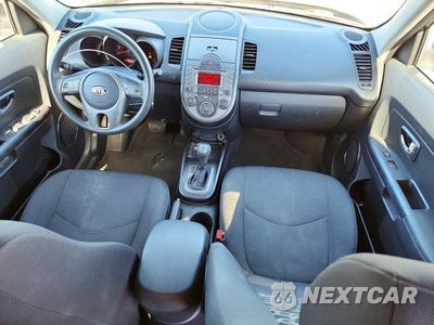 Zdjęcie 8 z 12 samochodu: 2011 KIA SOUL + VIN:KNDJT2A22B7215557 - miniatura