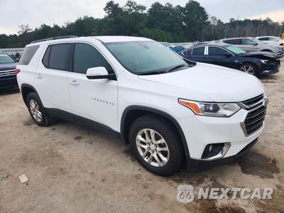 Czwarte zdjęcie samochodu z boku: 2020 CHEVROLET TRAVERSE LT VIN:1GNERGKW4LJ273647 - miniatura