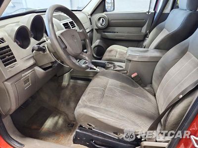 Zdjęcie 7 z 12 samochodu: 2007 DODGE NITRO SXT VIN:1D8GU28K37W737223 - miniatura