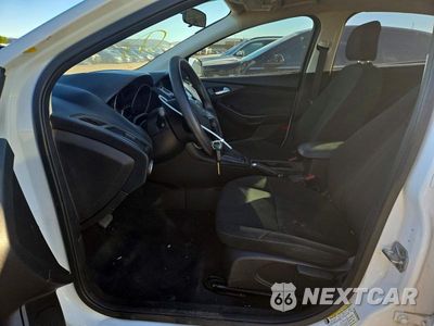 Zdjęcie 7 z 13 samochodu: 2016 FORD FOCUS SE VIN:1FADP3F24GL297960 - miniatura