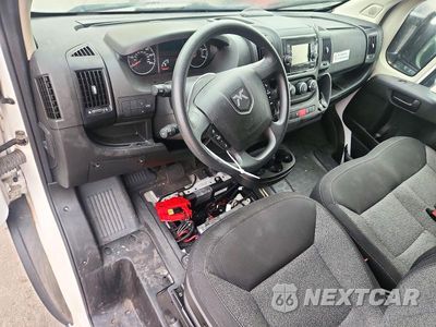 Zdjęcie 8 z 13 samochodu: 2019 RAM PROMASTER 3500 BOX TRUCK VIN:3C7WRVLG8KE512611 - miniatura