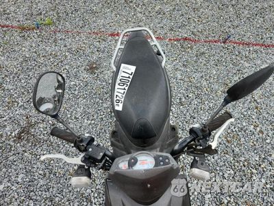 Piąte zdjęcie samochodu w środku: 2016 YAMAHA YW50 FX VIN:RKRSA51A4GA004785 - miniatura