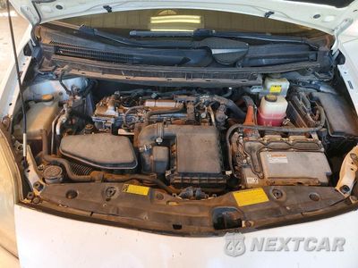 Zdjęcie 11 z 12 samochodu: 2011 TOYOTA PRIUS THREE VIN:JTDKN3DU0B0296620 - miniatura