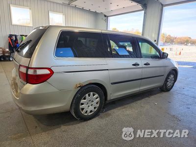Trzecie zdjęcie samochodu z tyłu: 2005 HONDA ODYSSEY LX VIN:5FNRL38235B118915 - miniatura