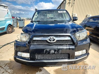 Piąte zdjęcie samochodu w środku: 2011 TOYOTA 4RUNNER SR5 VIN:JTEZU5JR0B5027870 - miniatura