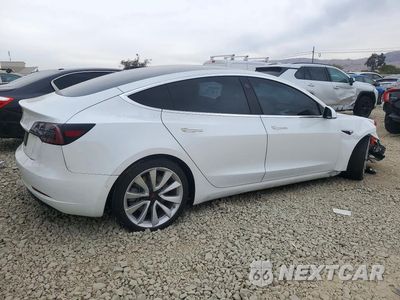 Trzecie zdjęcie samochodu z tyłu: 2019 TESLA MODEL 3 VIN:5YJ3E1EA8KF474238 - miniatura