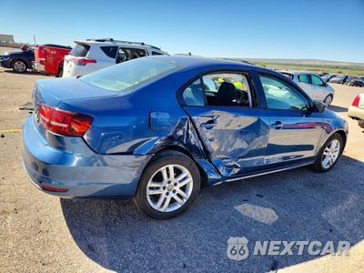 Trzecie zdjęcie samochodu z tyłu: 2018 VOLKSWAGEN JETTA S VIN:3VW2B7AJ2JM207004 - miniatura