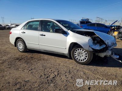 Czwarte zdjęcie samochodu z boku: 2005 HONDA ACCORD DX VIN:1HGCM56145A122202 - miniatura