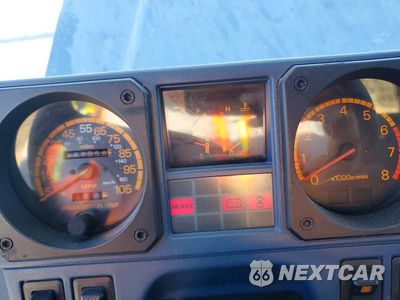 Zdjęcie 9 z 13 samochodu: 1989 MITSUBISHI MONTERO VIN:JA7FJ43E7KJ003753 - miniatura