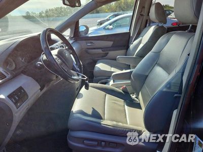 Zdjęcie 7 z 13 samochodu: 2017 HONDA ODYSSEY EXL VIN:5FNRL5H69HB011015 - miniatura