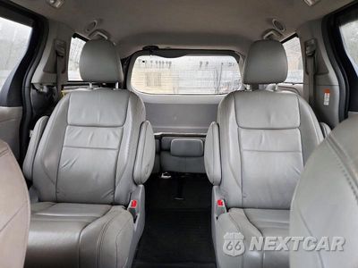 Zdjęcie 10 z 14 samochodu: 2018 TOYOTA SIENNA XLE 7-PASSENGER VIN:5TDDZ3DCXJS196802 - miniatura