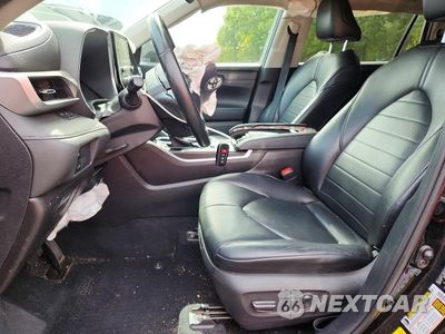 Zdjęcie 7 z 13 samochodu: 2021 TOYOTA HIGHLANDER XLE VIN:5TDGZRBH1MS528273 - miniatura