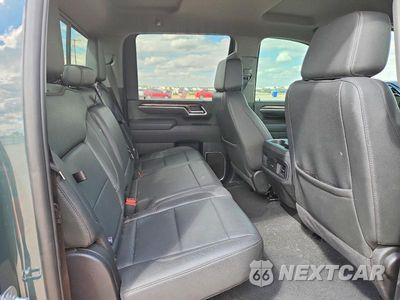 Zdjęcie 10 z 12 samochodu: 2025 CHEVROLET SILVERADO K2500 HEAVY DUTY LT VIN:1GC4KNEY4SF196807 - miniatura