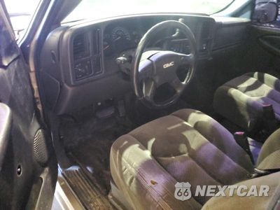 Zdjęcie 8 z 13 samochodu: 2004 GMC NEW SIERRA C1500 VIN:1GTEC14X14Z213938 - miniatura