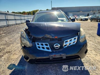 Piąte zdjęcie samochodu w środku: 2015 NISSAN ROGUE SELECT S VIN:JN8AS5MVXFW259784 - miniatura