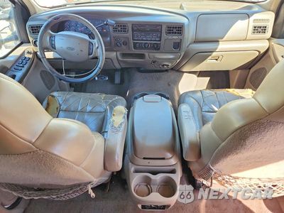 Zdjęcie 8 z 13 samochodu: 2000 FORD EXCURSION XLT VIN:1FMNU41S3YEC69721 - miniatura