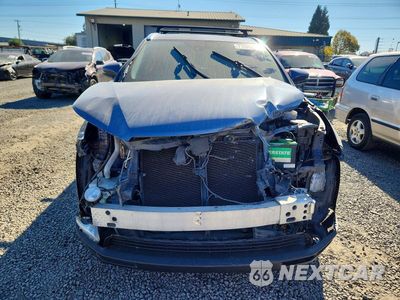 Piąte zdjęcie samochodu w środku: 2014 TOYOTA HIGHLANDER LIMITED VIN:5TDDKRFHXES010827 - miniatura