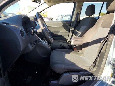 Zdjęcie 7 z 12 samochodu: 2013 JEEP COMPASS LATITUDE VIN:1C4NJCEA5DD205608 - miniatura