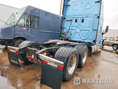 Trzecie zdjęcie samochodu z tyłu: 2016 FREIGHTLINER CASCADIA 125 SEMI TRUCK VIN:1FUJGLD55GLHA4203 - miniatura