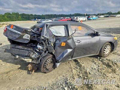 Trzecie zdjęcie samochodu z tyłu: 2013 TOYOTA COROLLA L VIN:2T1BU4EE6DC965000 - miniatura