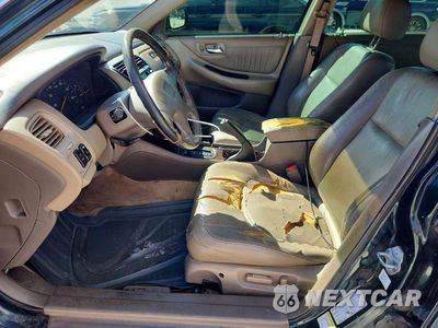 Zdjęcie 7 z 12 samochodu: 2000 HONDA ACCORD EX VIN:1HGCG1650YA008110 - miniatura