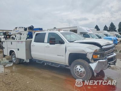 Czwarte zdjęcie samochodu z boku: 2016 CHEVROLET SILVERADO K3500 LT VIN:1GB4KZC88GF165176 - miniatura