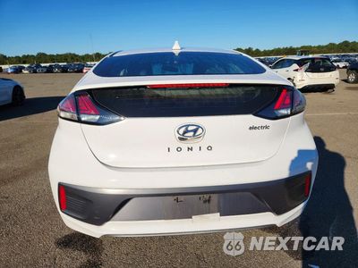 Zdjęcie 6 z 12 samochodu: 2020 HYUNDAI IONIQ SE VIN:KMHC75LJ3LU070384 - miniatura