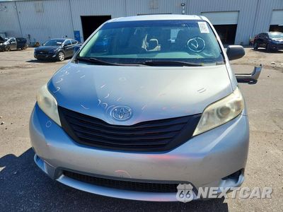 Piąte zdjęcie samochodu w środku: 2015 TOYOTA SIENNA L 7-PASSENGER VIN:5TDZK3DC2FS602024 - miniatura