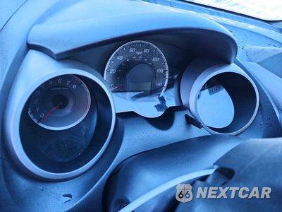 Zdjęcie 9 z 12 samochodu: 2013 HONDA FIT VIN:JHMGE8H35DC010426 - miniatura