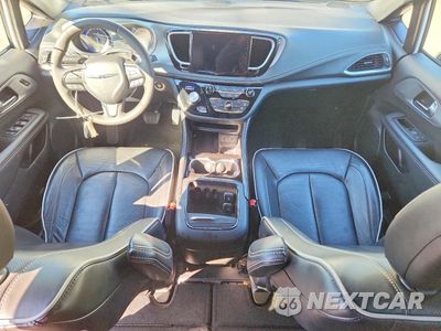 Zdjęcie 8 z 13 samochodu: 2025 CHRYSLER PACIFICA LIMITED VIN:2C4RC1GG9SR582891 - miniatura