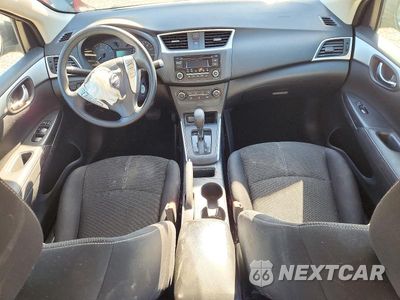 Zdjęcie 8 z 13 samochodu: 2017 NISSAN SENTRA S VIN:3N1AB7AP6HY242217 - miniatura