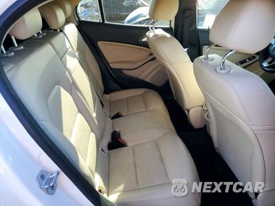 Zdjęcie 11 z 13 samochodu: 2018 MERCEDES-BENZ GLA 250 VIN:WDCTG4EB9JJ403202 - miniatura