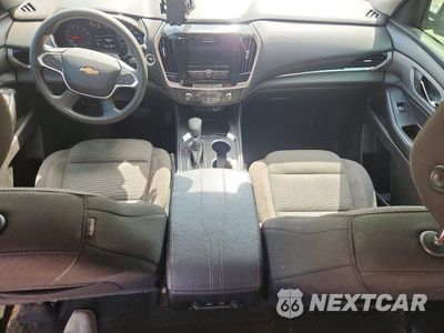 Zdjęcie 8 z 13 samochodu: 2021 CHEVROLET TRAVERSE LS VIN:1GNERFKW3MJ186723 - miniatura