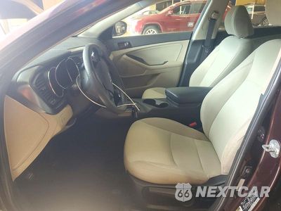 Zdjęcie 7 z 12 samochodu: 2013 KIA OPTIMA LX VIN:5XXGM4A75DG257908 - miniatura