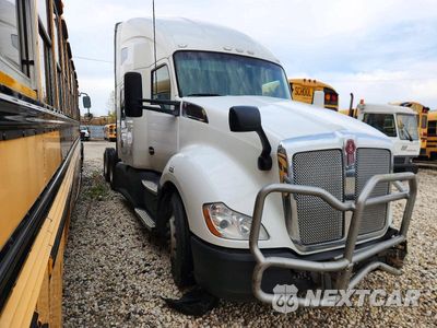 2017 KENWORTH T680 SEMI TRUCK 1XKYDP9X7HJ126933 - główne zdjęcie licytacji z USA - miniatura