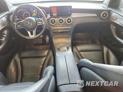 Zdjęcie 8 z 13 samochodu: 2020 MERCEDES-BENZ GLC 300 4MATIC VIN:WDC0G8EBXLF690839 - miniatura