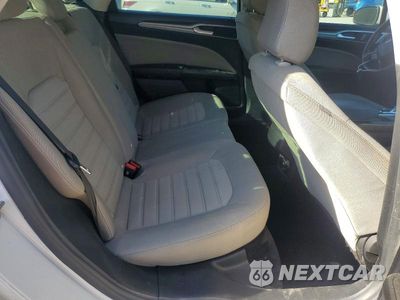 Zdjęcie 10 z 12 samochodu: 2020 FORD FUSION S VIN:3FA6P0G76LR135325 - miniatura
