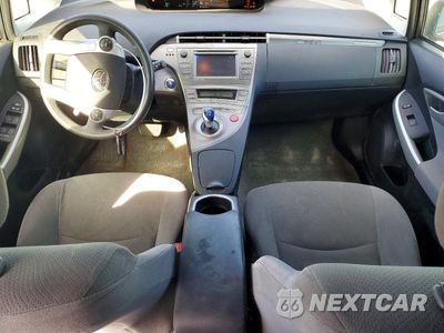 Zdjęcie 8 z 12 samochodu: 2014 TOYOTA PRIUS PLUG-IN HYBRID BASE VIN:JTDKN3DPXE3054835 - miniatura