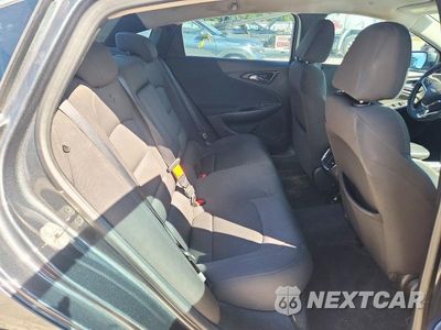 Zdjęcie 10 z 12 samochodu: 2017 CHEVROLET MALIBU LT VIN:1G1ZE5ST7HF263598 - miniatura