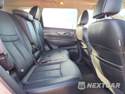 Zdjęcie 11 z 14 samochodu: 2016 NISSAN ROGUE SL VIN:5N1AT2MV7GC914327 - miniatura