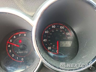 Zdjęcie 9 z 12 samochodu: 2008 PONTIAC VIBE VIN:5Y2SL65848Z406369 - miniatura