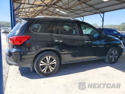 Trzecie zdjęcie samochodu z tyłu: 2017 NISSAN PATHFINDER SV VIN:5N1DR2MN6HC909679 - miniatura