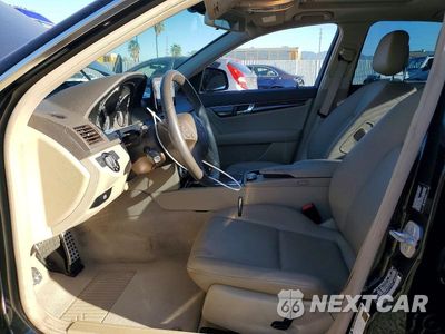 Zdjęcie 7 z 12 samochodu: 2009 MERCEDES-BENZ C 300 VIN:WDDGF54X09R071747 - miniatura