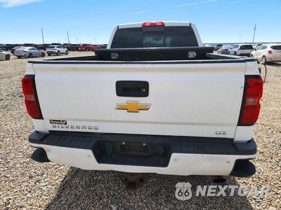 Zdjęcie 6 z 12 samochodu: 2017 CHEVROLET SILVERADO K2500 HEAVY DUTY LTZ VIN:1GC1KWEG0HF113852 - miniatura