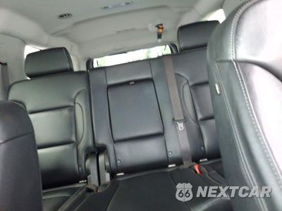 Zdjęcie 10 z 13 samochodu: 2020 CHEVROLET SUBURBAN C1500 LT VIN:1GNSCHKC1LR300451 - miniatura