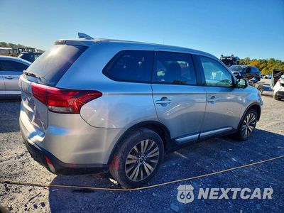 Trzecie zdjęcie samochodu z tyłu: 2019 MITSUBISHI OUTLANDER SE VIN:JA4AZ3A39KJ002034 - miniatura