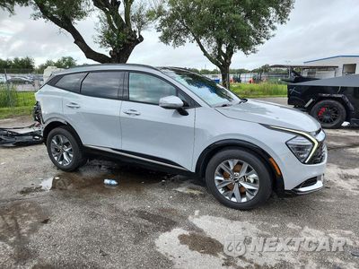 Czwarte zdjęcie samochodu z boku: 2024 KIA SPORTAGE SX VIN:5XYK43DF5RG174327 - miniatura