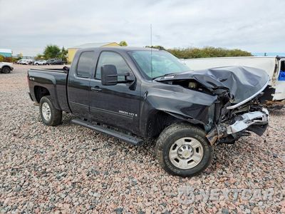 Czwarte zdjęcie samochodu z boku: 2009 CHEVROLET SILVERADO K2500 HEAVY DUTY LTZ VIN:1GCHK69K69E120471 - miniatura