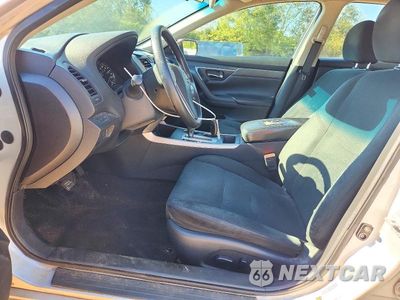 Zdjęcie 7 z 12 samochodu: 2015 NISSAN ALTIMA 2.5 S VIN:1N4AL3AP9FC576059 - miniatura